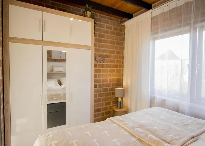 In Sint Maartenszee Near Dune * Sint Maartensvlotbrug